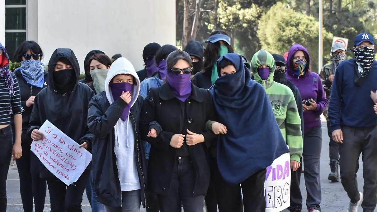 f799be8f-8438-40e1-8a61-1b6bce405658