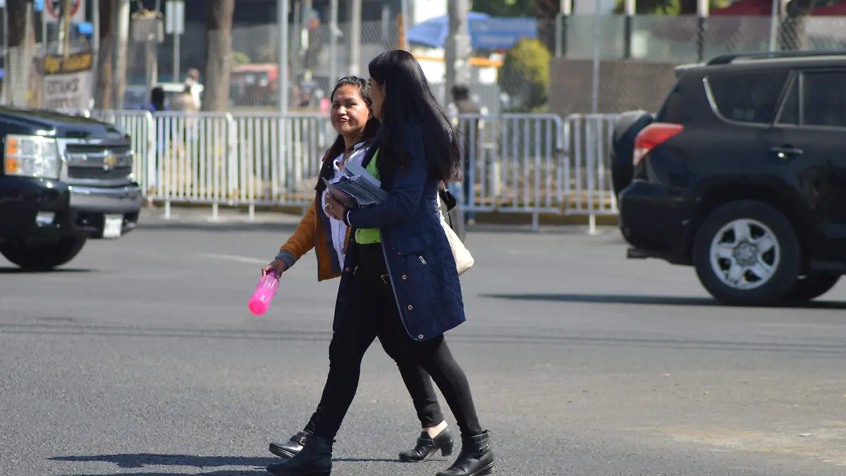 UN DIA SIN MUJERES 04