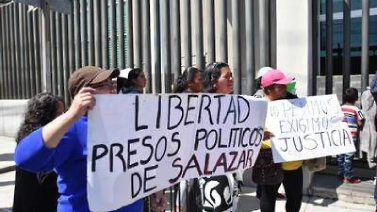 LR-Salazar0005