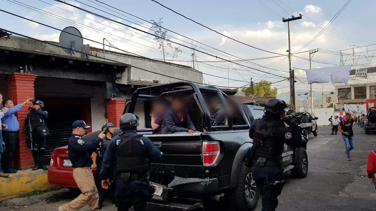 be34bf95-e8f9-4c99-a85b-d1133d6caf44