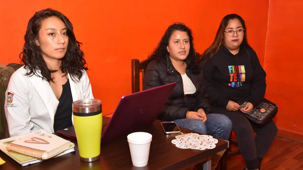 VOLUNTARIOS 01