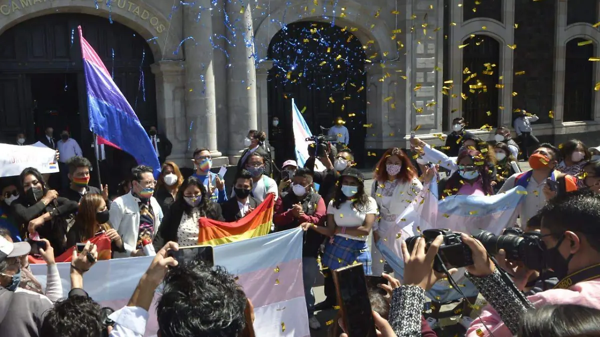 703f0113-2e75-438d-9dde-a59722ab2e21