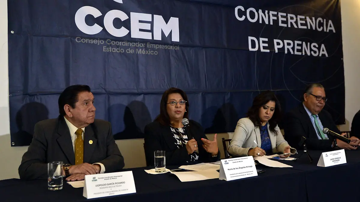 EMPRESARIOS04