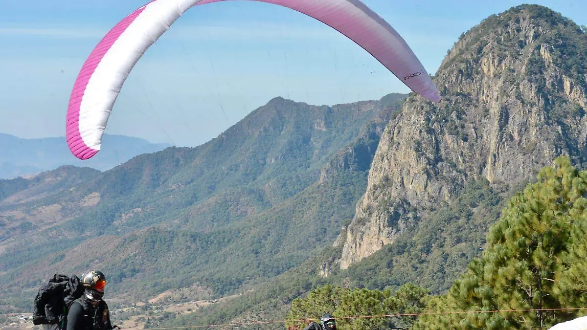 Parapente1