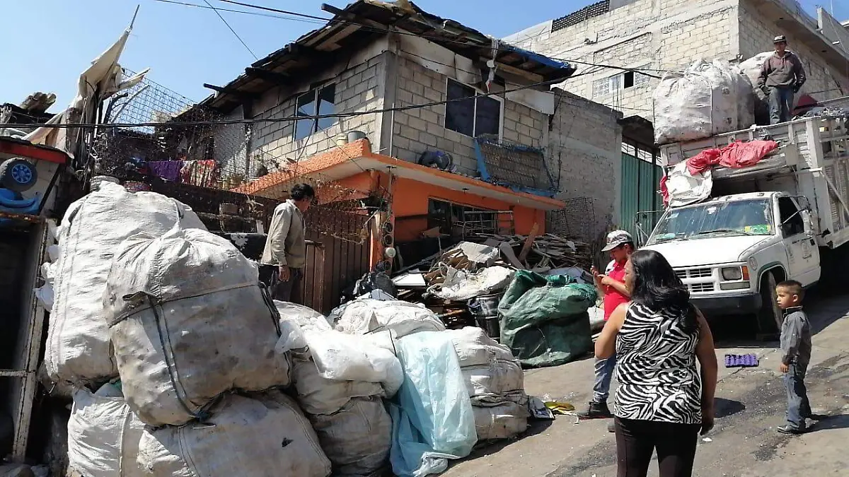 c2a93252-0c60-4101-8832-1acabd26412d