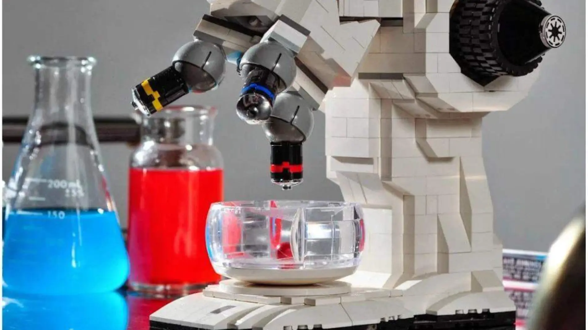 microscopio-lego