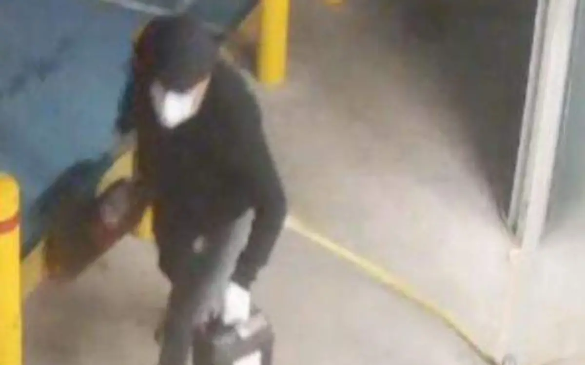 ca830e_f2f61a88b2214a0cb02d7b782f452bdb_mv2