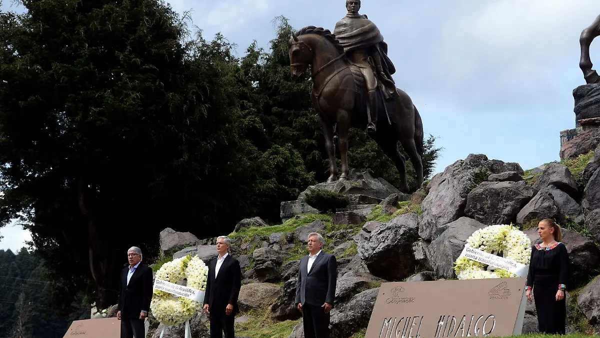 ceremonia amlo Mariano s14