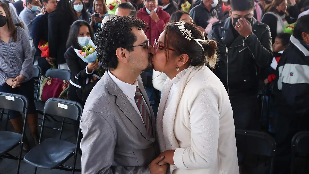 novios boda masiva Toluca