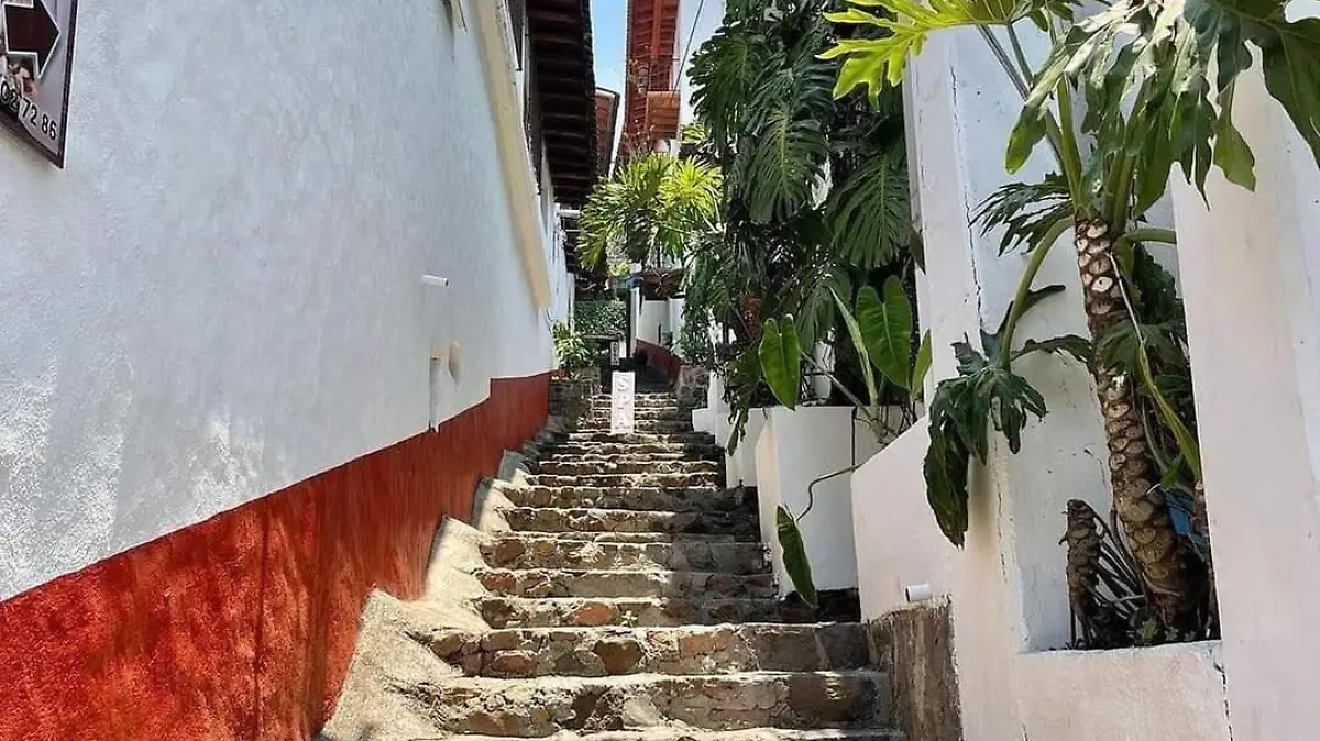 callejones valle de bravo