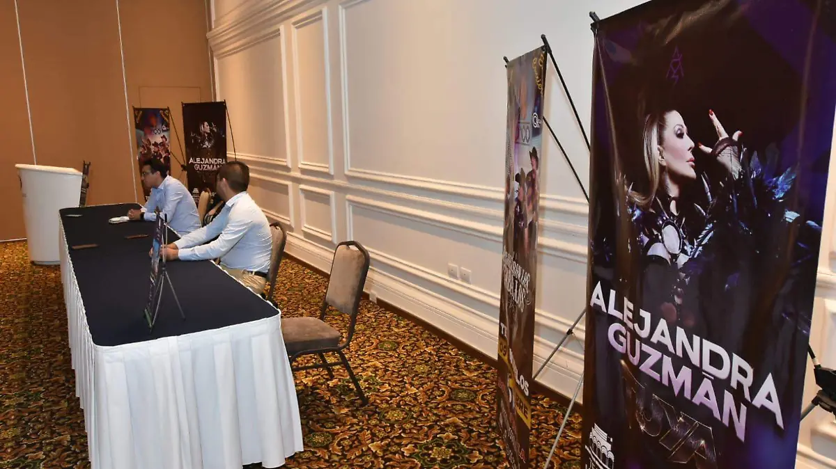 presentación del concierto de ale guzmán