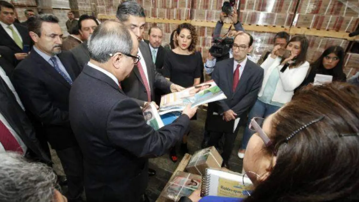 NUEVOS LIBROS DE TEXTO