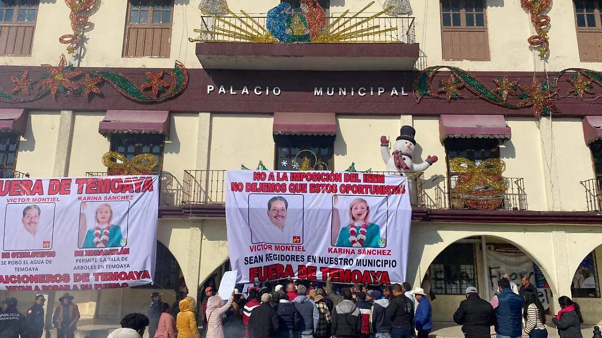 Protesta-ediles-Almoloya 