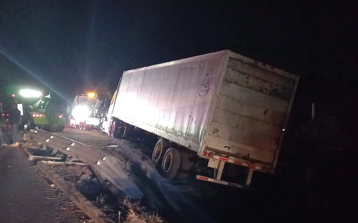 WhatsApp Image 2024-12-06 at 00.09.40 (1)