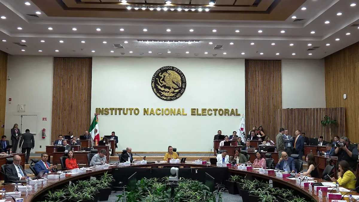 1032147_Sesión extraordinaria INE_impreso