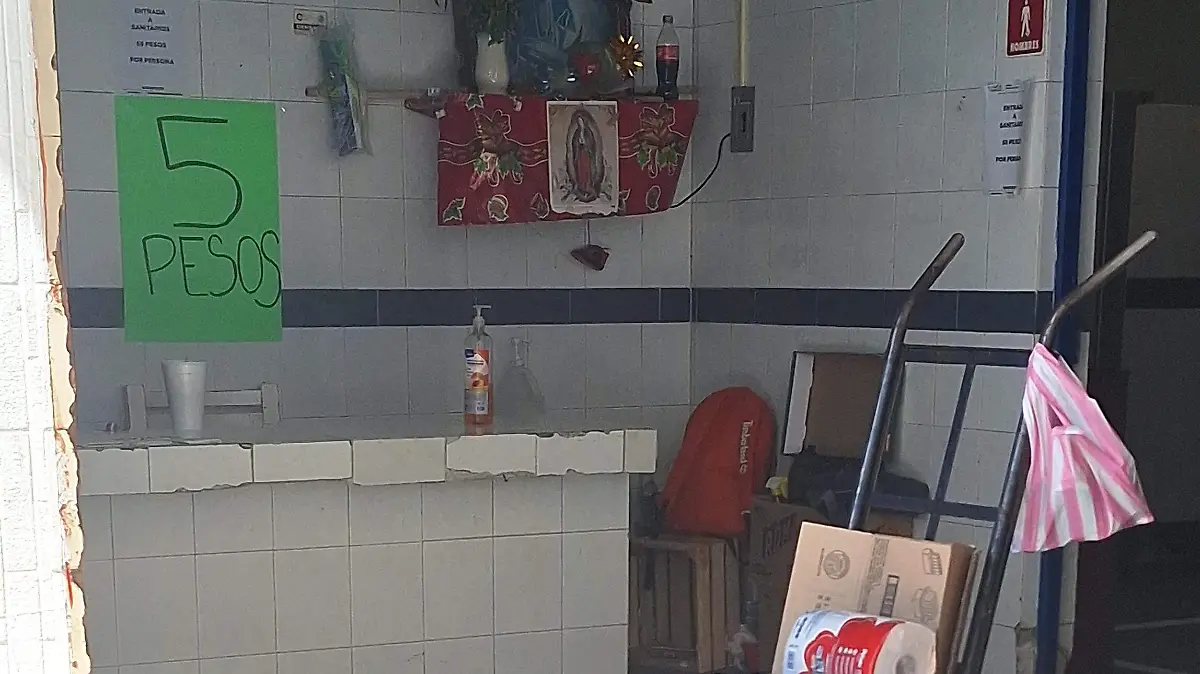 Baños-mercado-Juárez