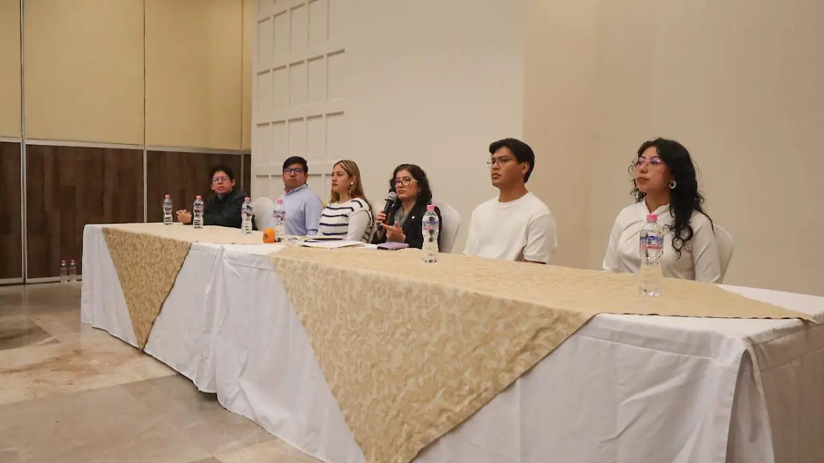 conferencia-prensa-rectora-uaemex-enjambre-unificado