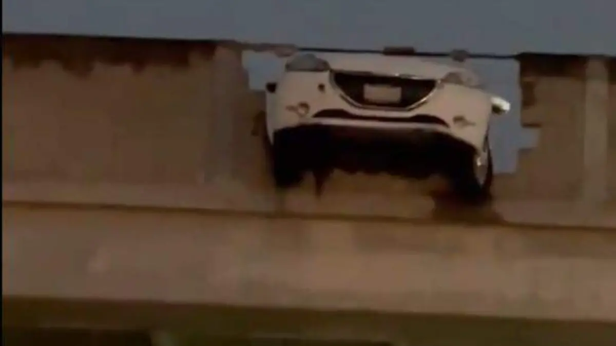 choque estacionamiento 2