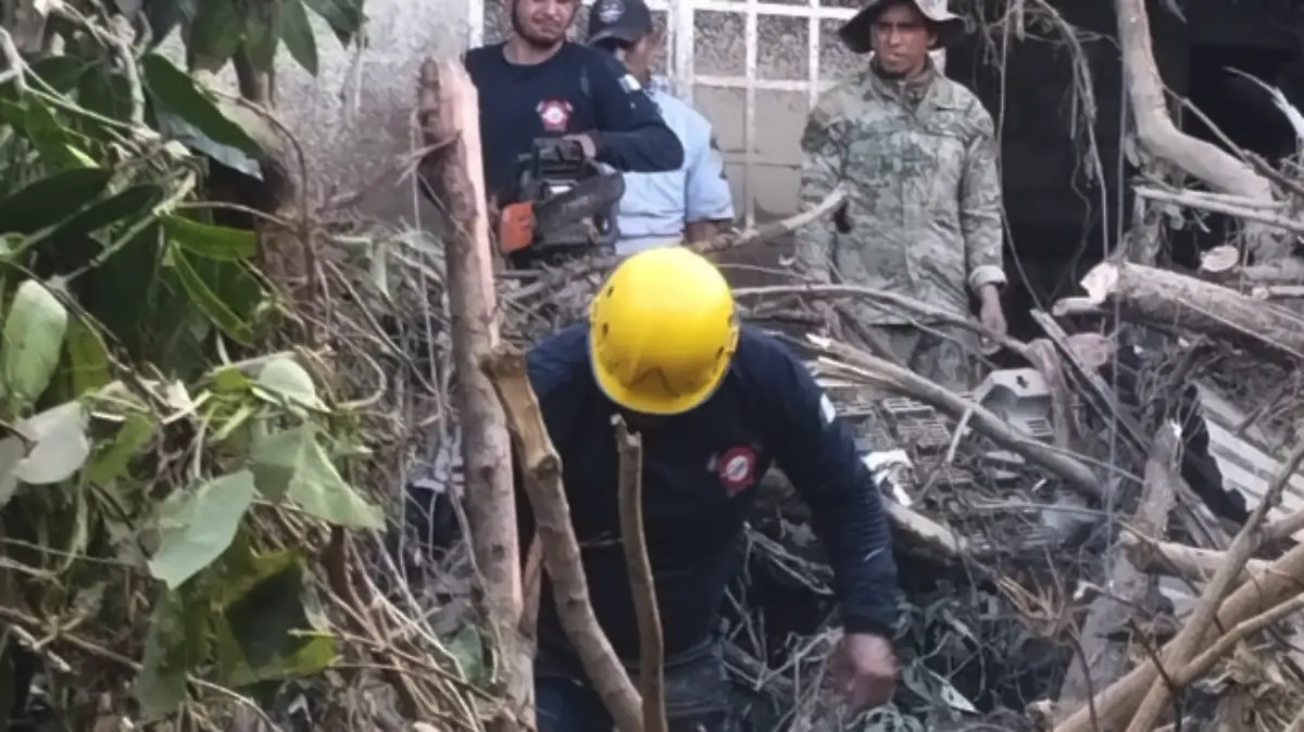 bomberos-ayuda-a-veracruz-por-inundaciones