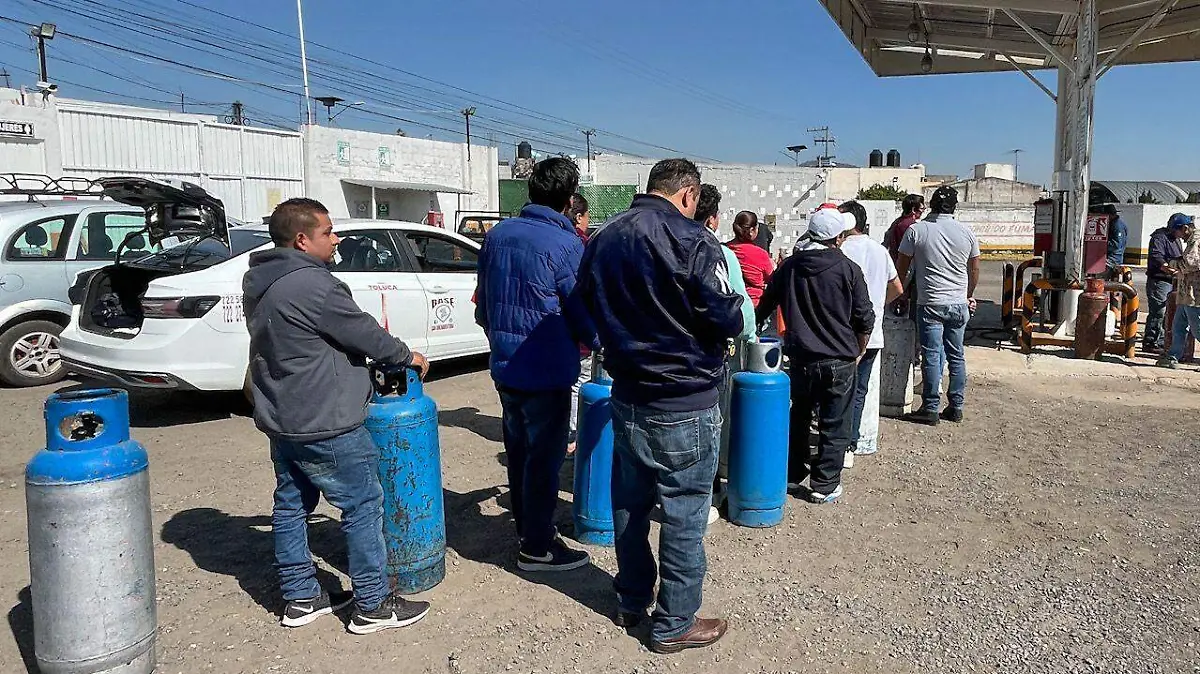 filas-para-comprar-gas-lp