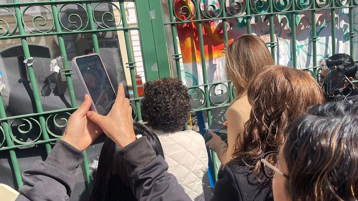 proceso-entrega-recepcion-eauemex-estudiantes-edificio-de-rectoria