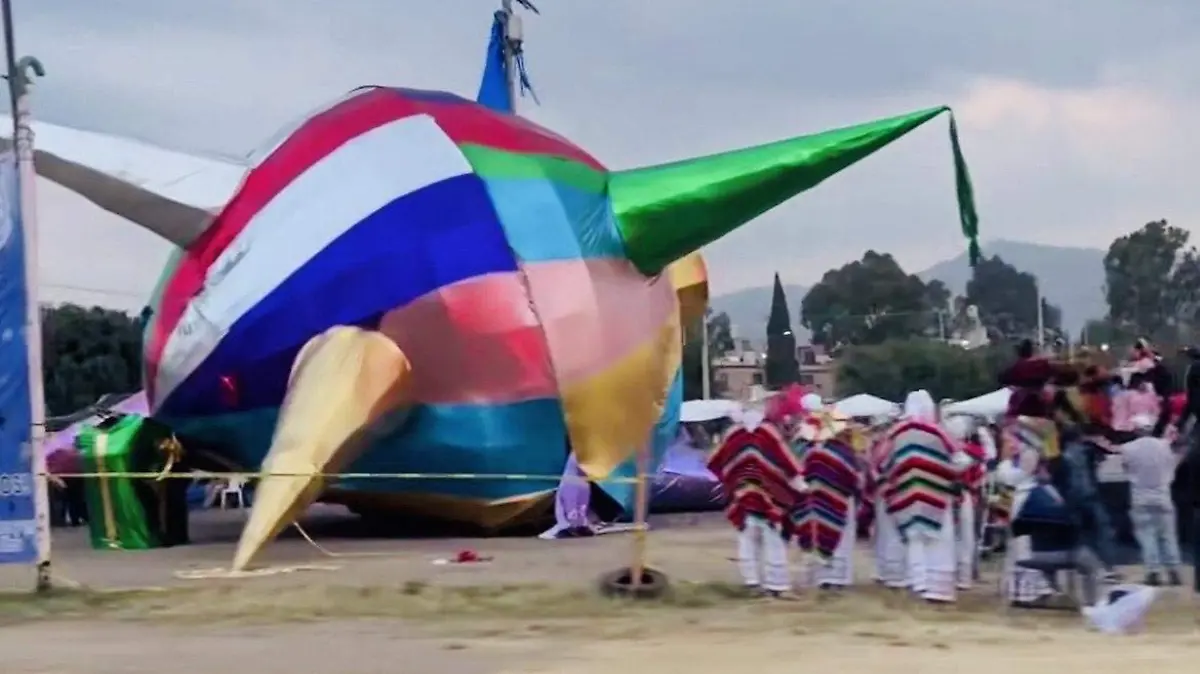 piñata monumental 2