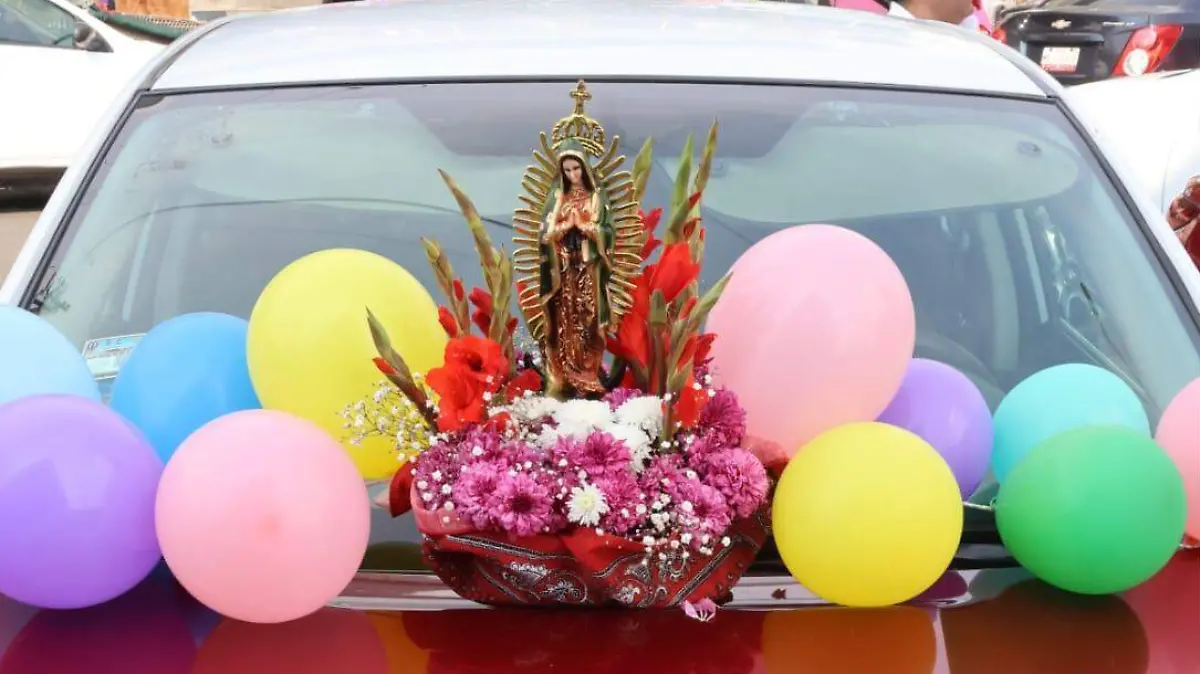 adorno-taxiste-a-la-virgen-de-guadalupe
