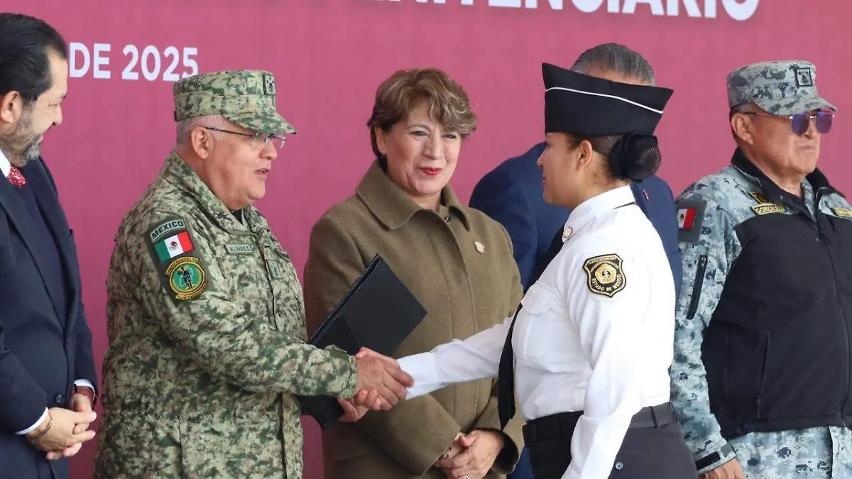 graduación-de-nuevos-elementos-de-seguridad-edomex