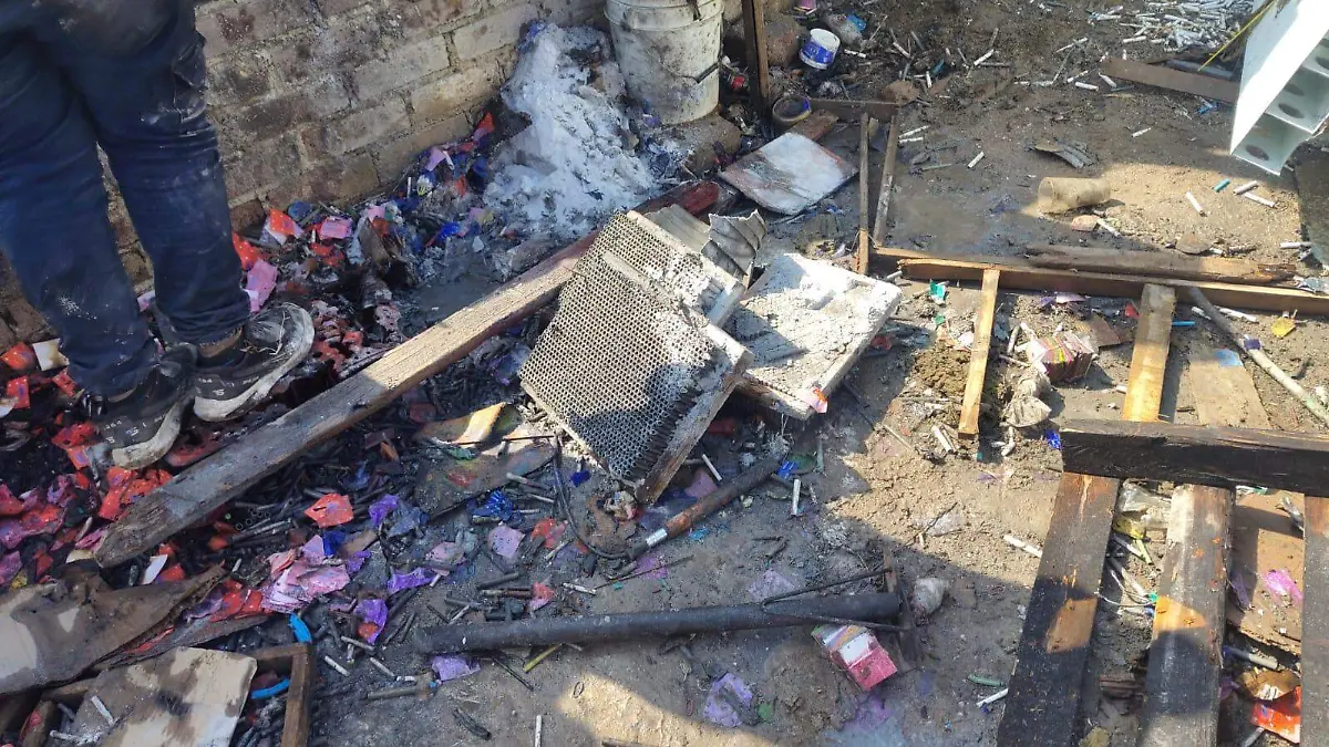 explosion-pirotecnia-la-saucera-tultepec 