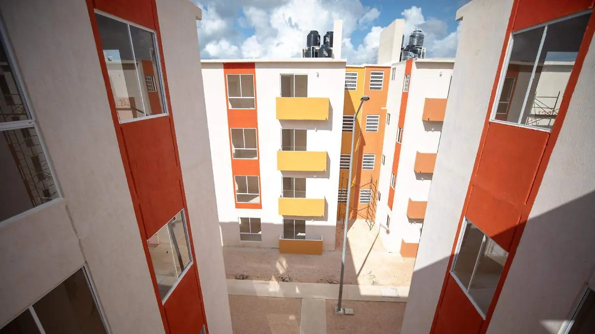 ef9cf7da-0247-448b-b789-b6a3ba4a7415