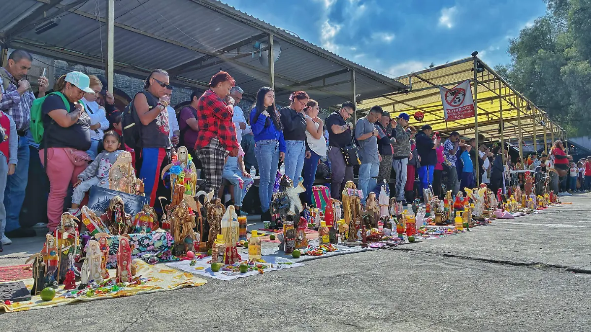 santa-muerte-celebracion-tultitlan