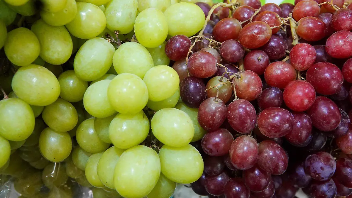 1012321_Venta de Sidras y Uvas_web