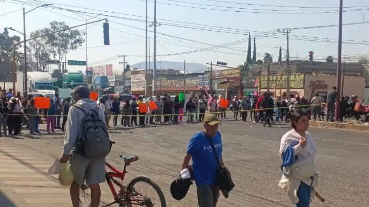 350ae402-cd3a-421e-990c-26285f677771