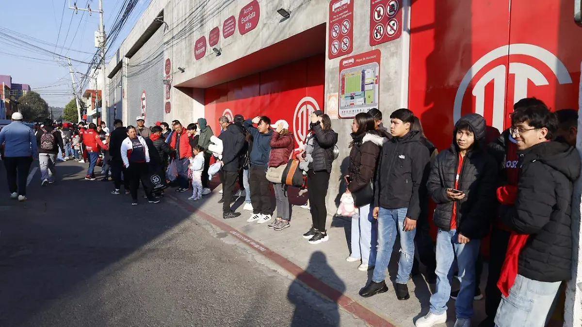 fb4ab00b-3287-4ccd-b86c-342aeff929e9