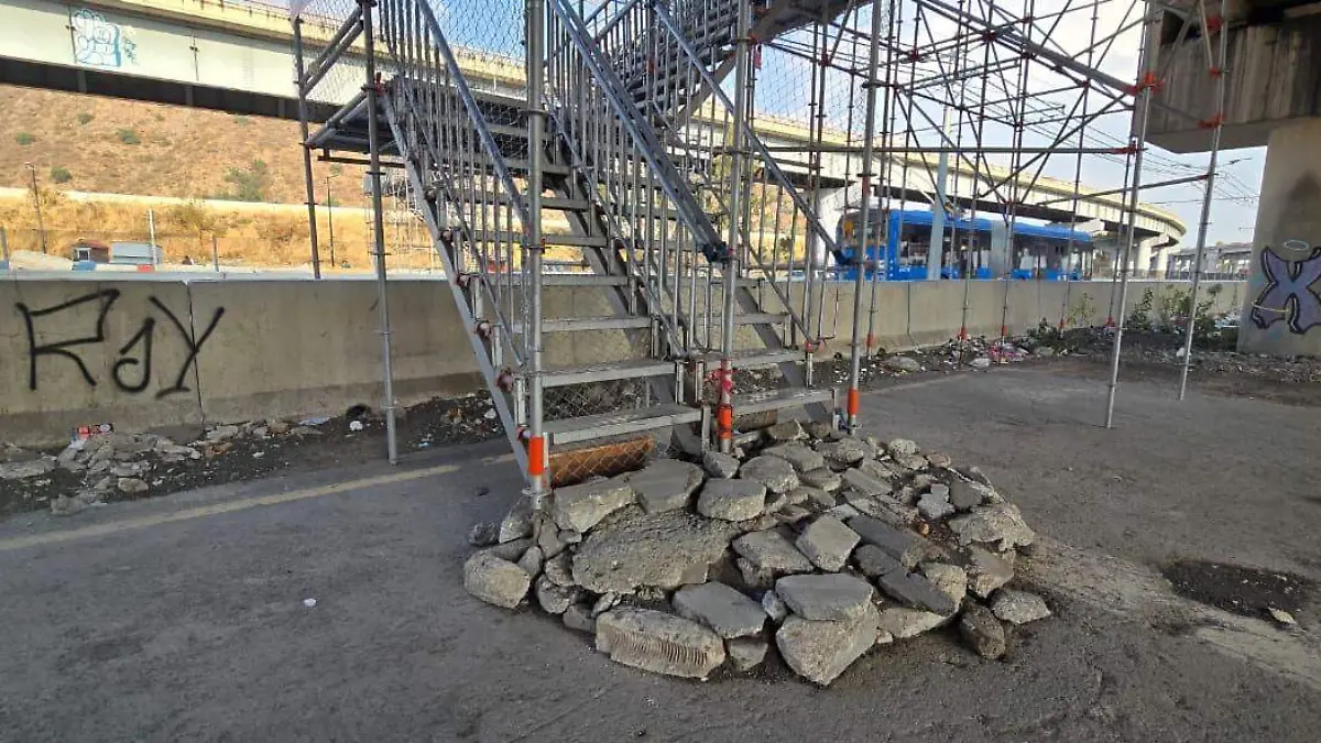 408d12ff-96be-43f7-8452-4dfbcbbb8d2c