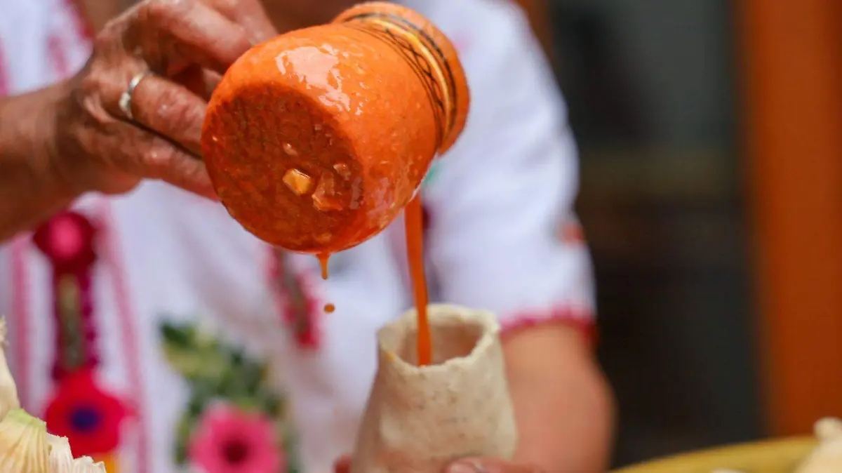 preparacion-tamal-de-hoyita-ocoyoacac