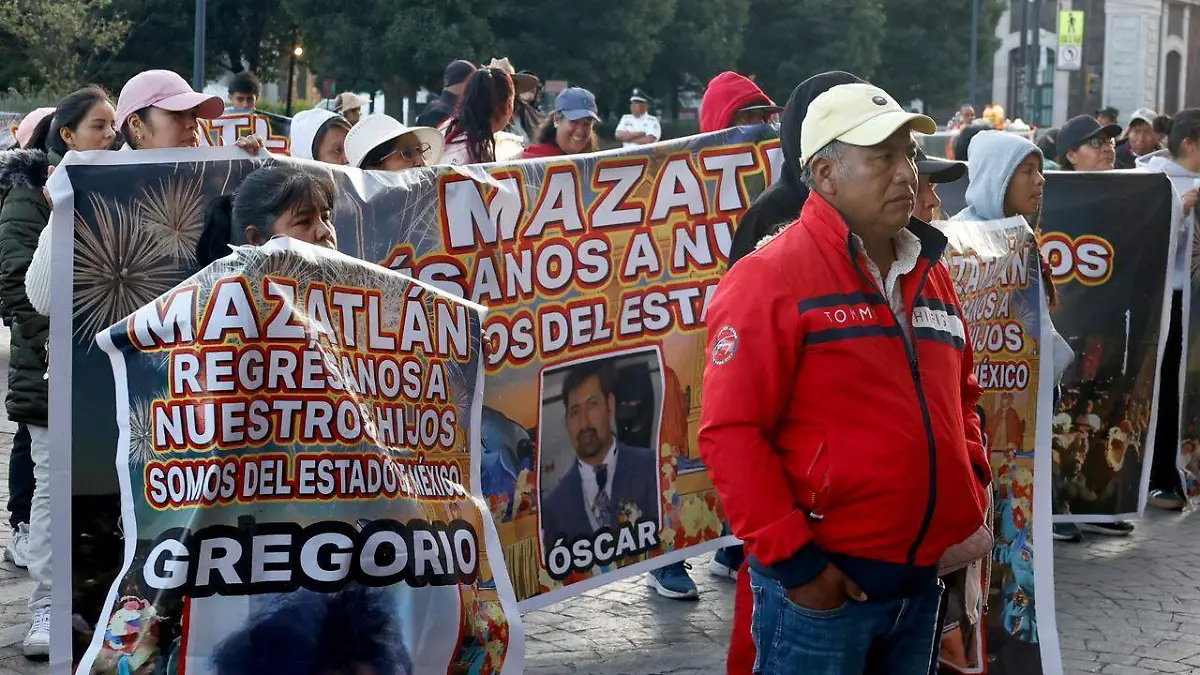protesta-familia-desaparecidos-en-mazatlan 