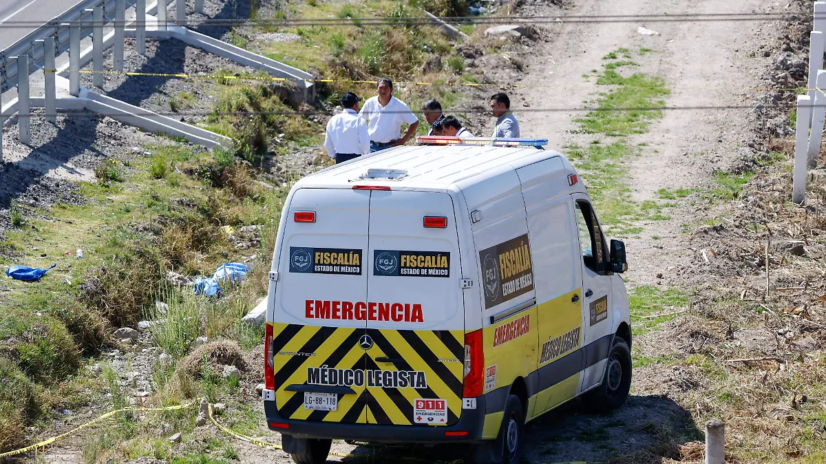 Muerto_autopista Lerma-Valle de Bravo 2