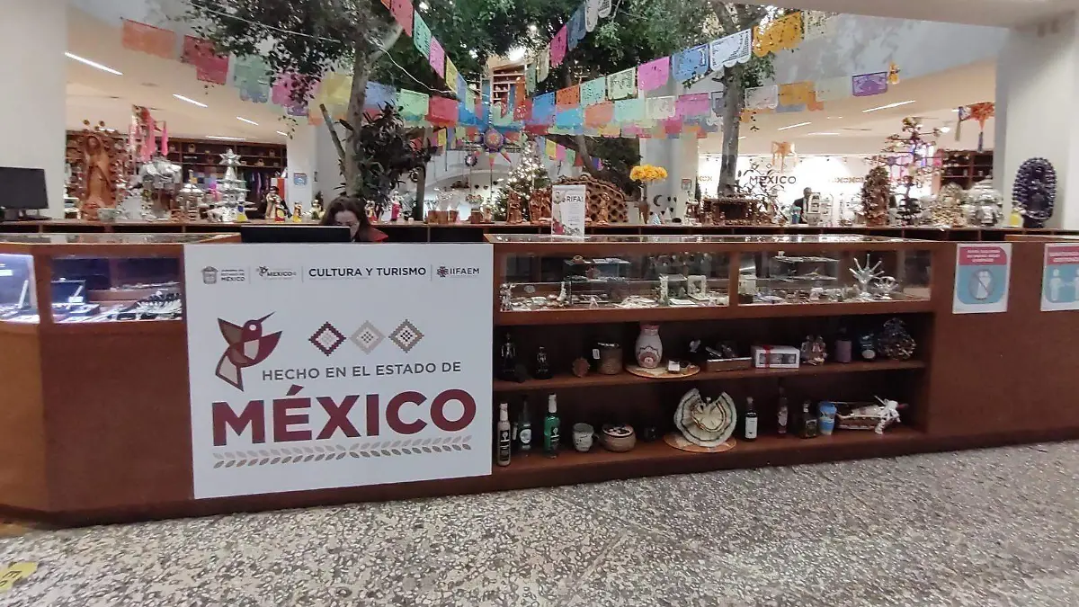 f4dd8526-e190-462c-8212-12d8b977952e