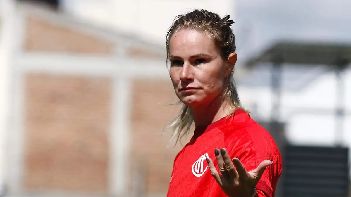 Toluca Femenil Amandine Henry
