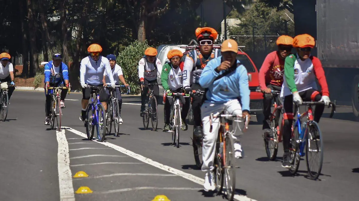 ac8a4a4f-38fe-4ef5-a250-69f18653efa2