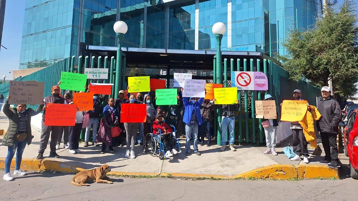 manifestación hemodiálisis Toluca 2