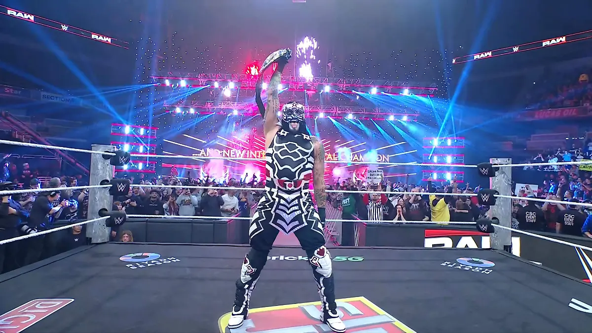 Penta WWE Raw Campeón Intercontinental