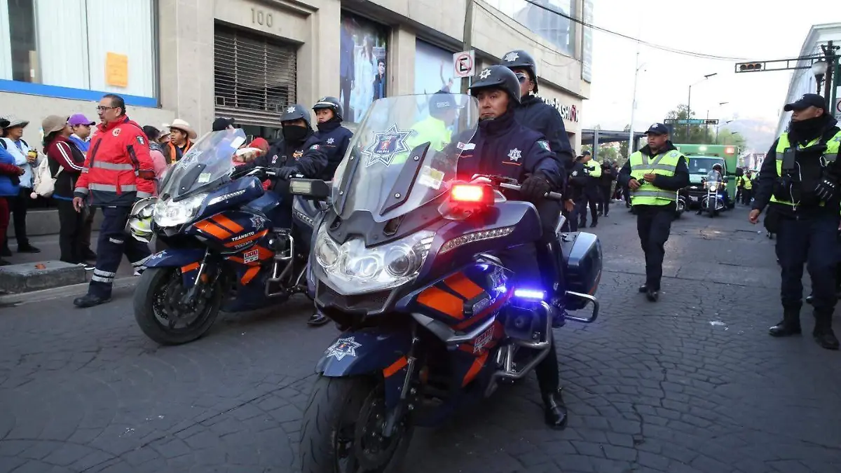 policías de Toluca