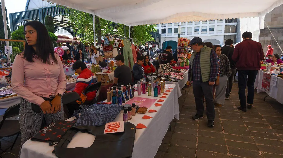 63490448-4050-4f1a-807b-8bd9ee4002a6