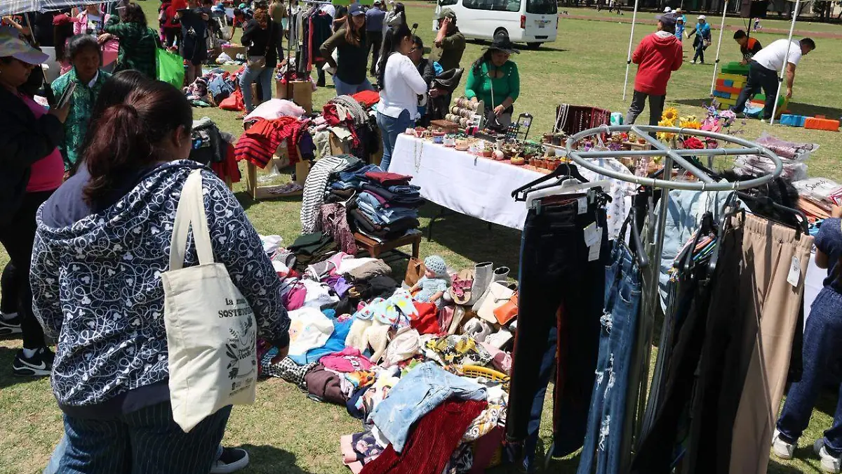 d9192d64-8ec0-485e-a699-cfa2ddcdeadd