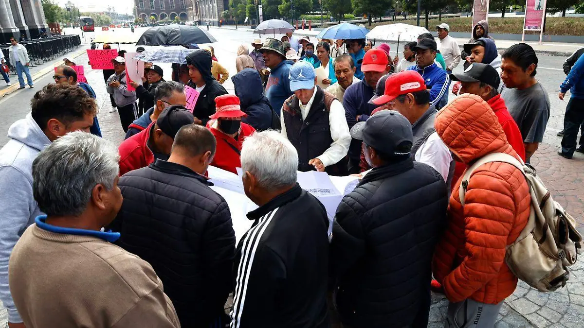 habitantes de lerma bloqueando avenida lerdo