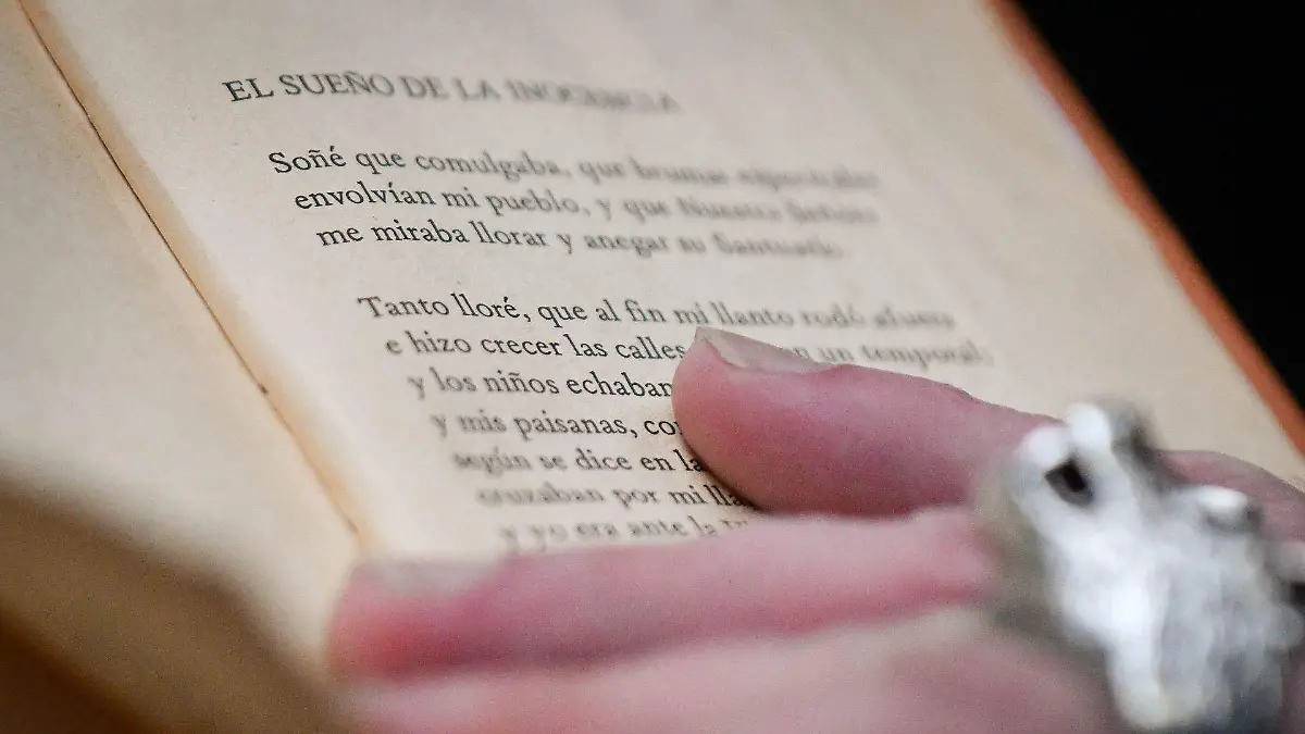 1087654_Poesía Casa López Velarde_web