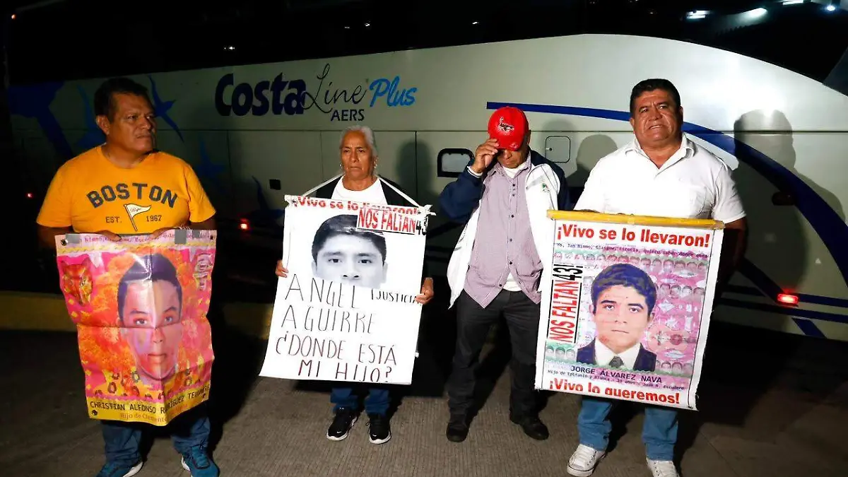 familiares ayotzi