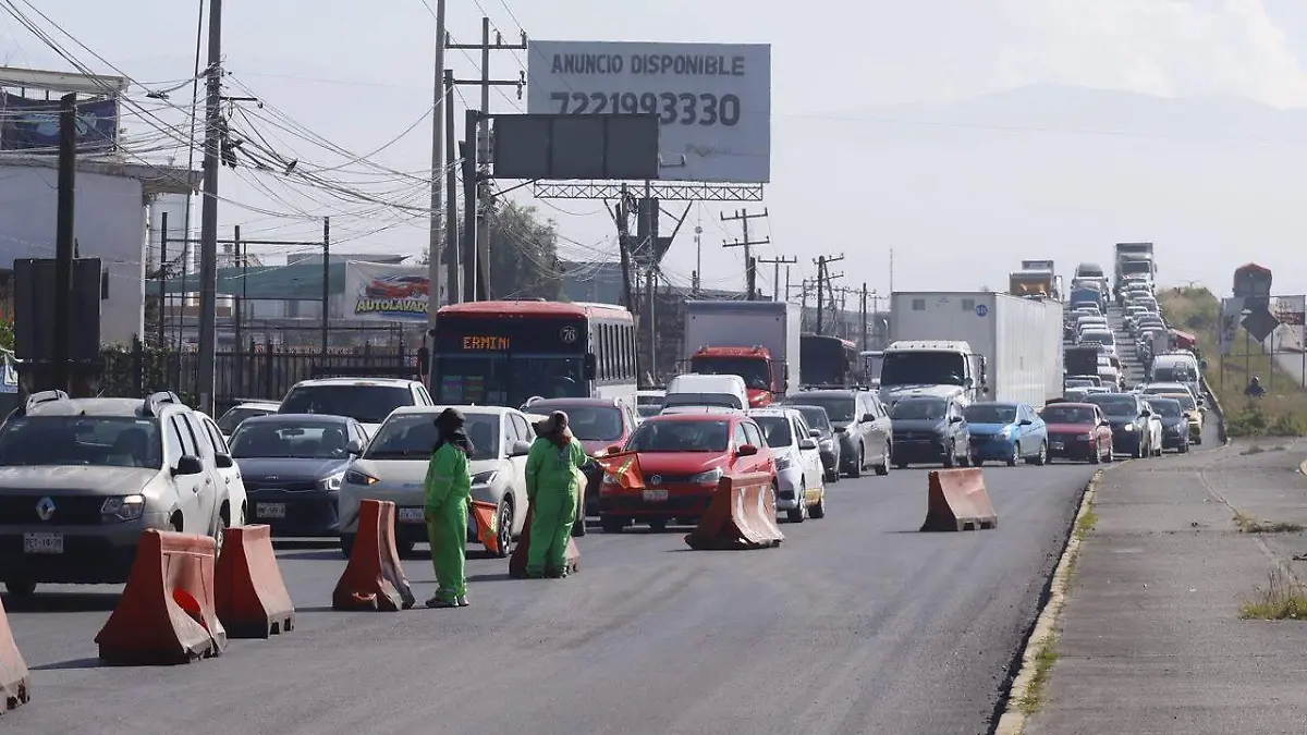 tráfico en la Toluca naucalpan